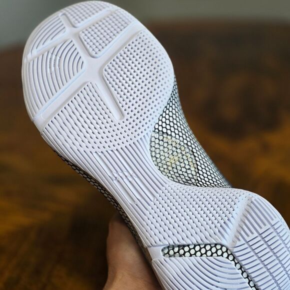 Under Armour UA Stephen Curry 6 Team Black Gold Metallic HOVR Size 10 Warriors - Picture 13 of 16